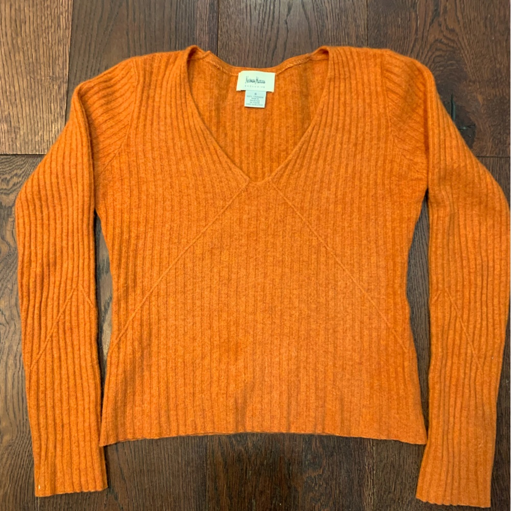 Neiman Marcus Cashmere Sweater